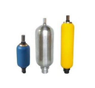 1532683350805124.png 蓄能器