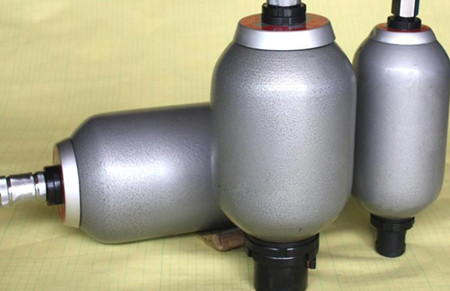 囊式蓄能器的工作原理、結(jié)構(gòu)特點(diǎn)以及安裝