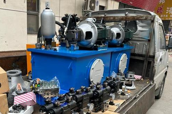 蓄能器里面的液壓油有哪些污染與危害？圖2