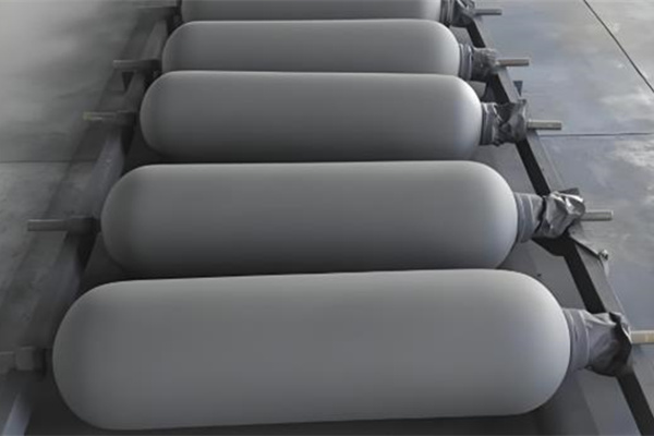 知道嗎？蓄能器價(jià)格居然受到這些因素影響！